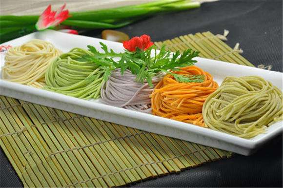 優(yōu)質的生活和追求～“鮮濕面”應時而生～強勢崛起！